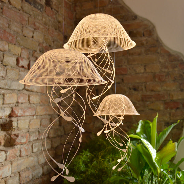 JELLINDAS, 3 filigrane Hängeskulpturen,