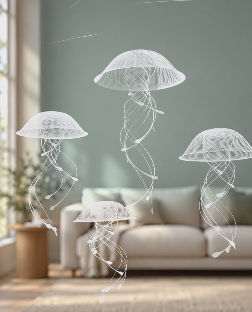 Quallen Mobile Jellindas mit 4 Quallen Skulpturen | Moderne maritime Wohndeko 3D Kunst für Badezimmer & Wohnbereich | Made in Germany