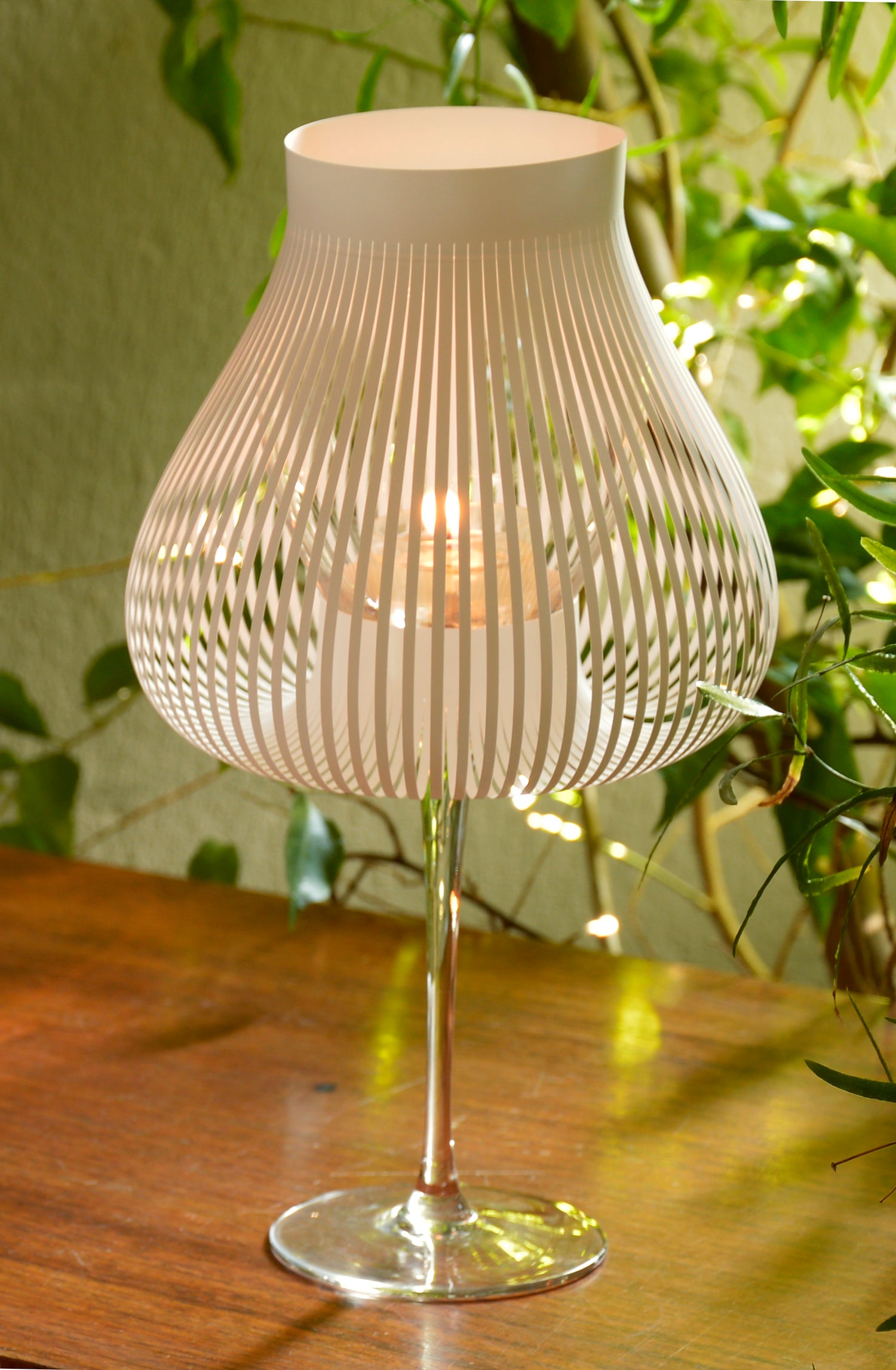 Miss Molly weiß, Lampenschirme für Weingläser - Andrea Moseler