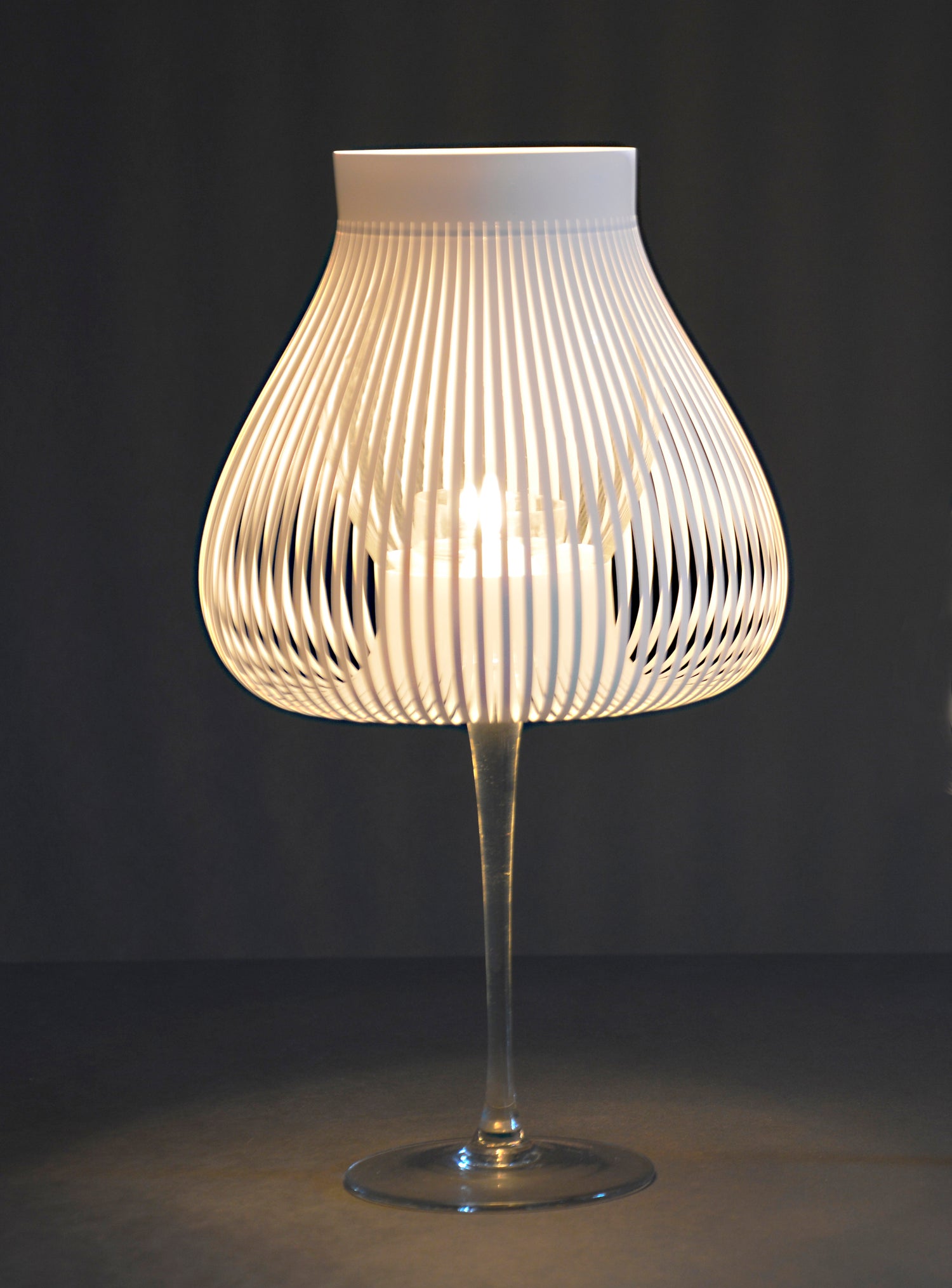 Miss Molly weiß, Lampenschirme für Weingläser - Andrea Moseler